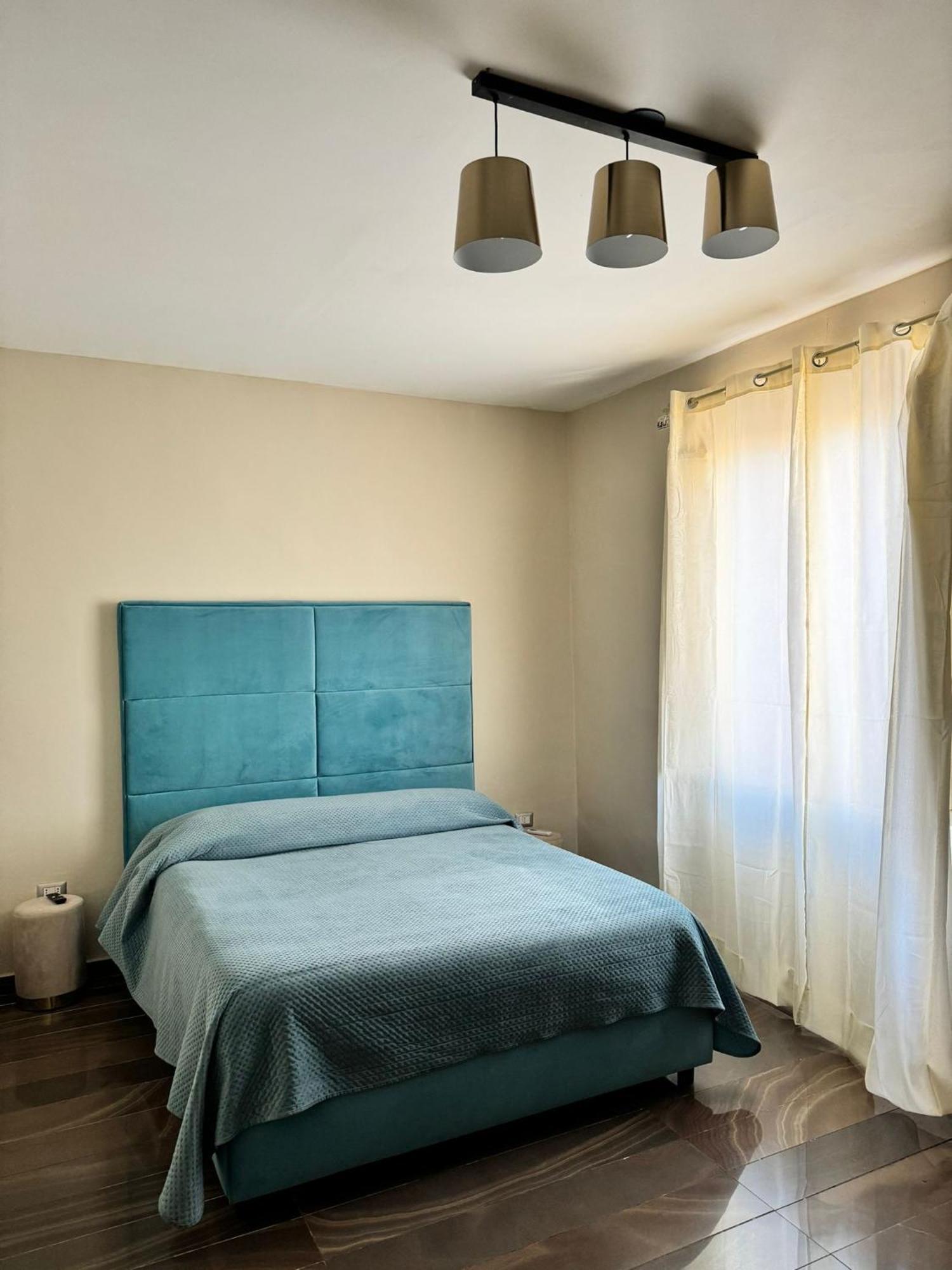 Room Station Giulia Naples Exterior photo